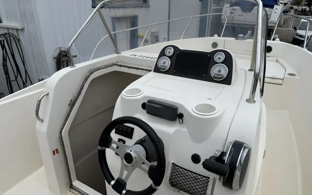 slider 8 Quicksilver Activ 675 Open