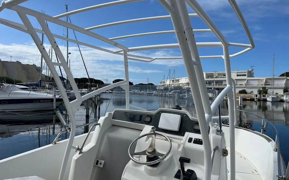 slider 11 Jeanneau Cap Camarat 7.5 CC Style