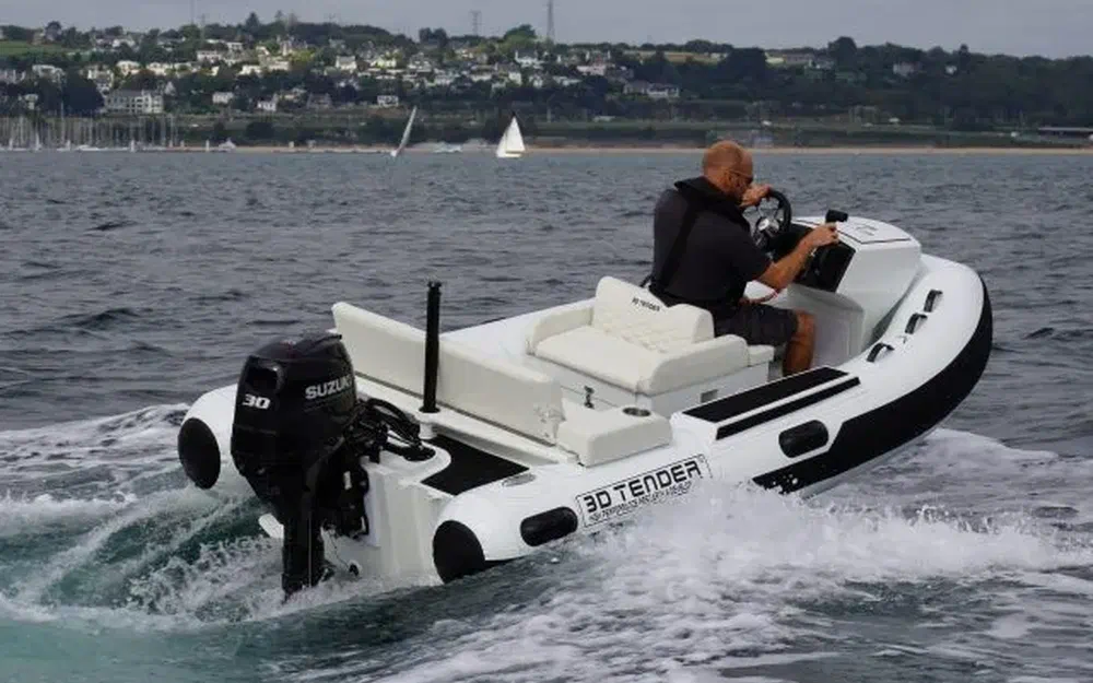 slider 0 3D Tender T33