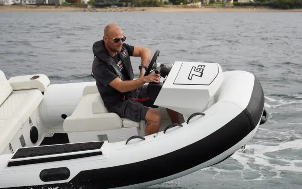 slider 4 3D Tender T33