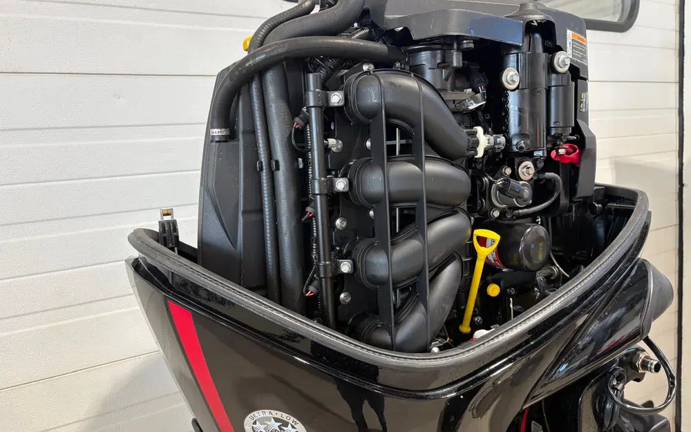 slider 2 MERCURY F115 PRO XS XL CT