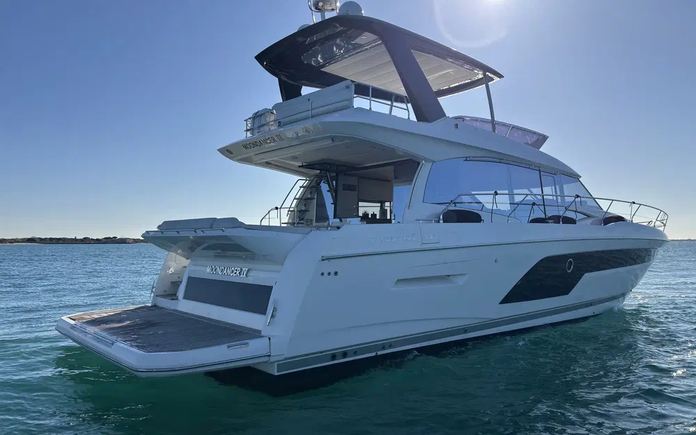 slider 36 Prestige Yachts 590 Fly