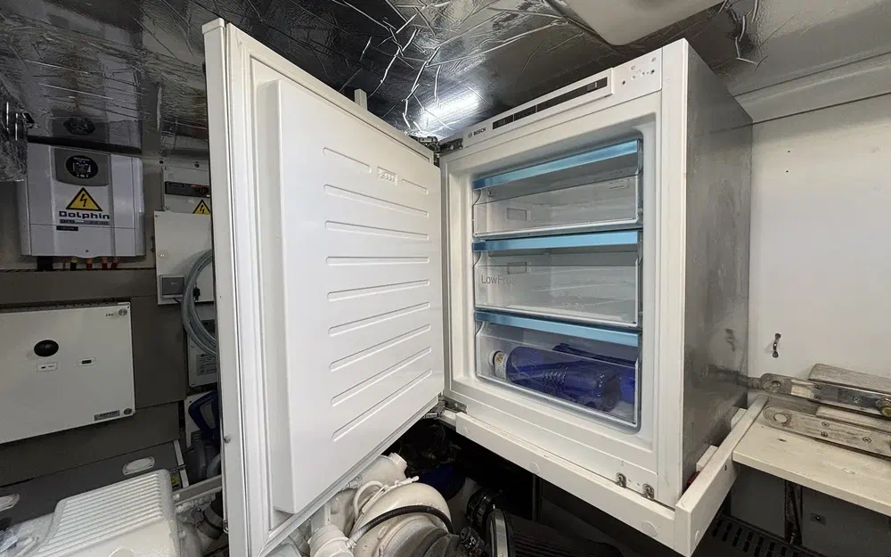 slider 39 Jeanneau Prestige 590