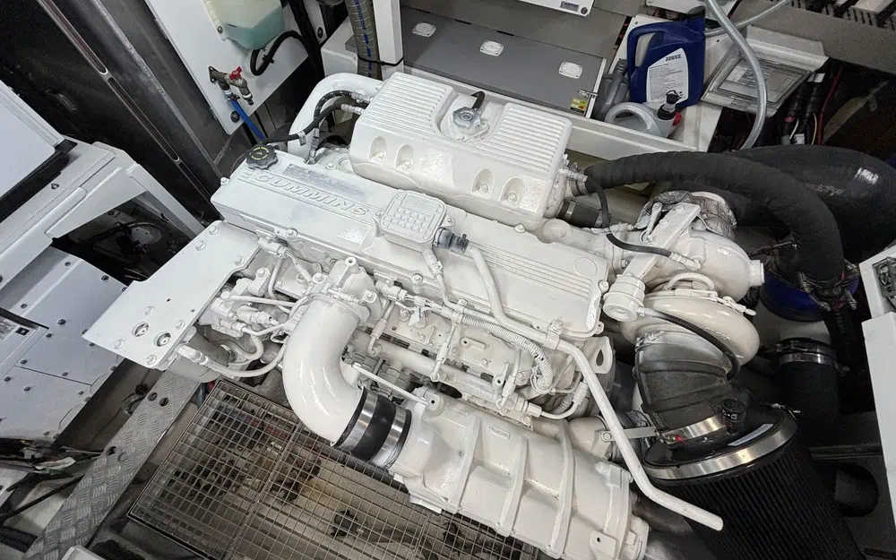 slider 40 Jeanneau Prestige 590