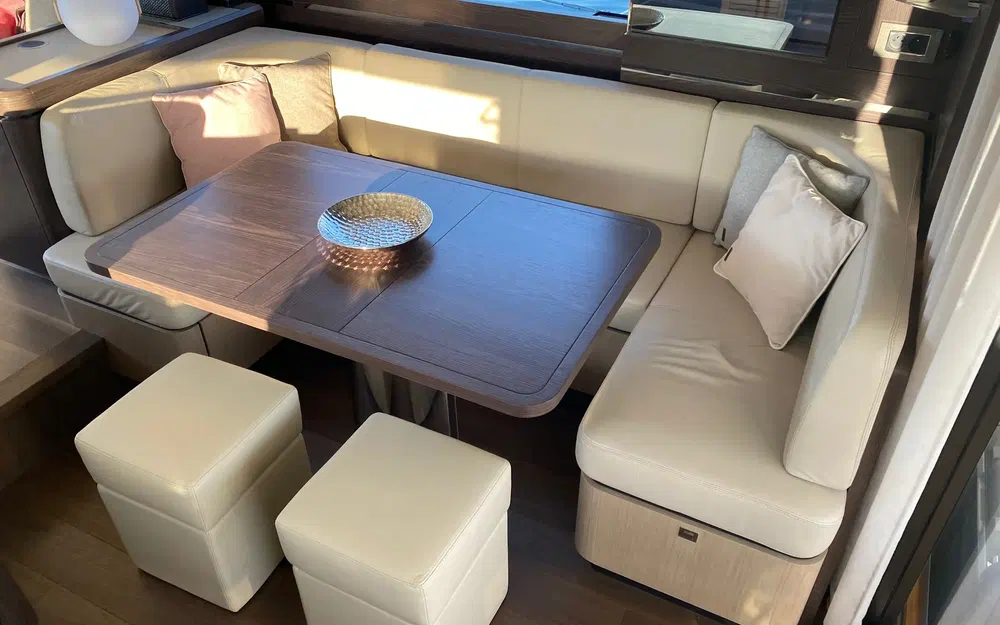 slider 6 Absolute 58 Fly