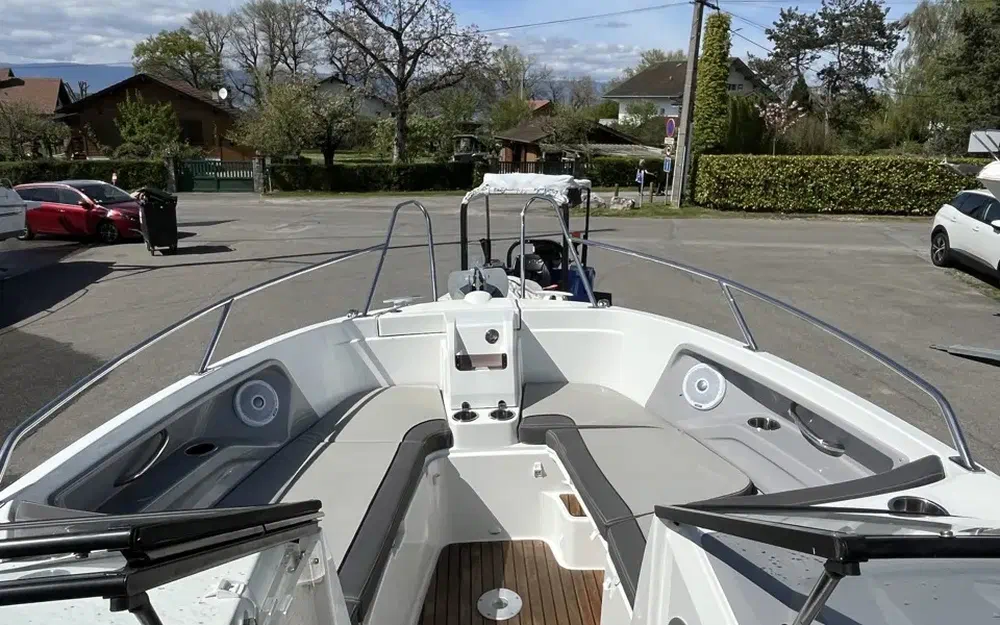 slider 5 Jeanneau Cap Camarat 7.5 BR