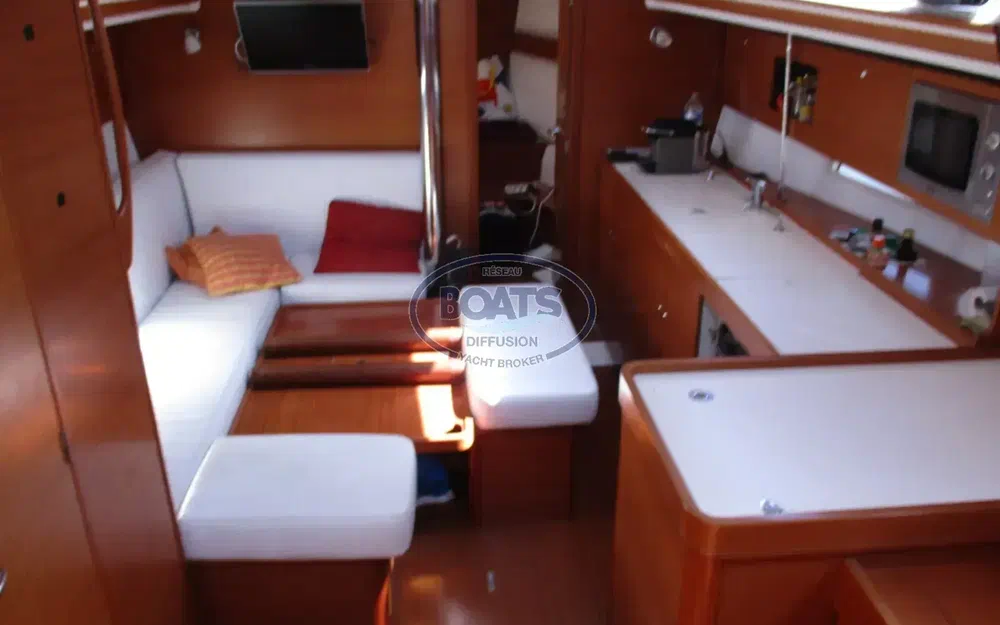 slider 8 Dufour 375 Grand Large