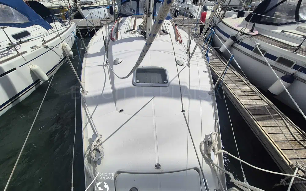 slider 1 Jeanneau Sun Odyssey 33.1