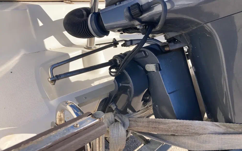 slider 6 Capelli Tempest 570