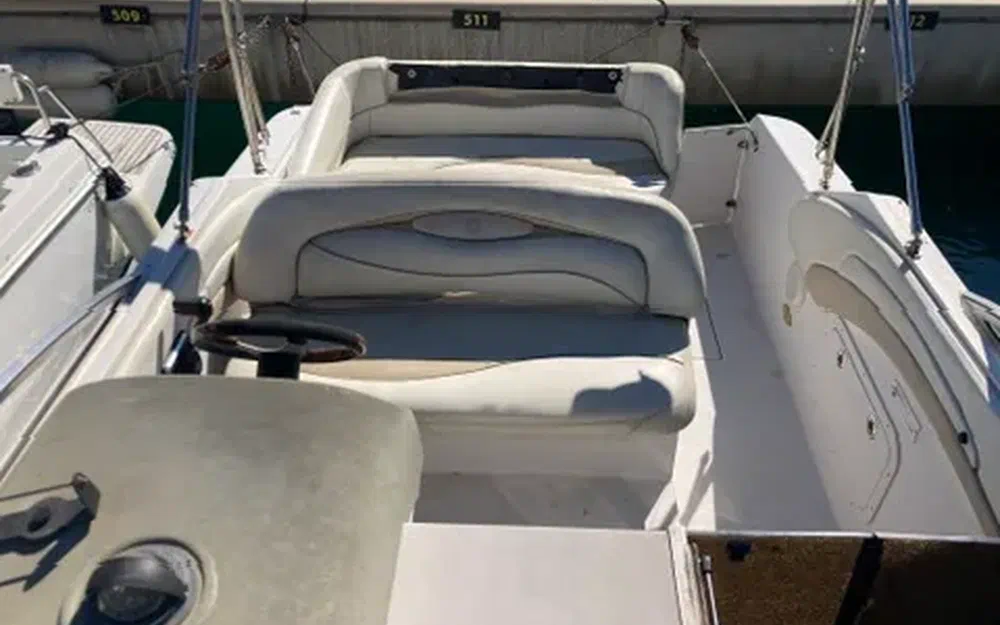 slider 5 Four Winns 238 Vista