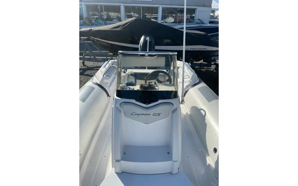 slider 8 Ranieri Cayman 23 Sport