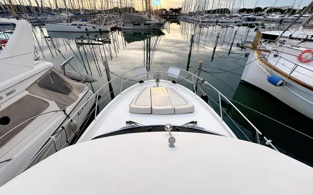 slider 9 Jeanneau Prestige 36 Fly