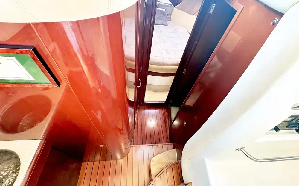 slider 4 Jeanneau Prestige 36 Fly