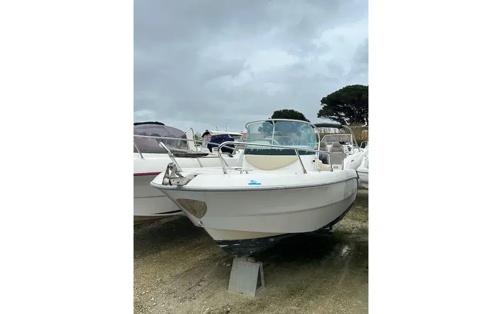 slider 2 Sessa Marine Key Largo 20 Deck