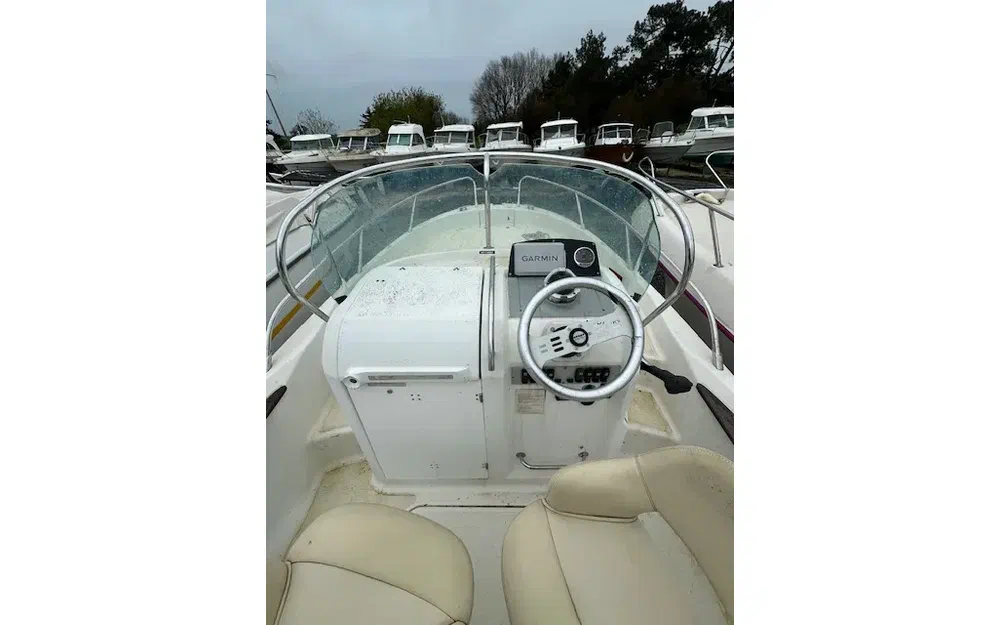 slider 7 Sessa Marine Key Largo 20 Deck