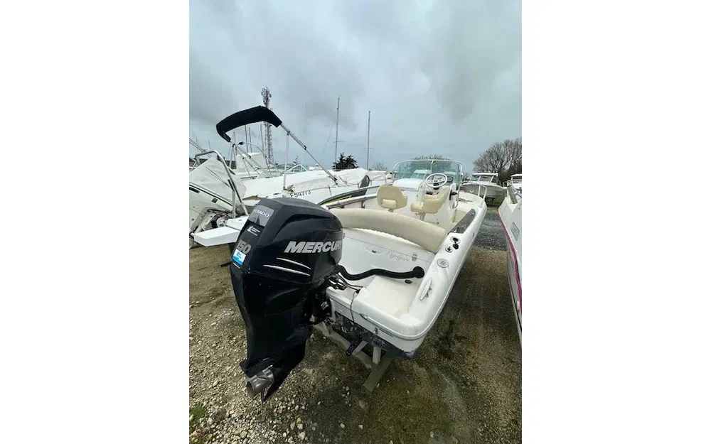 slider 8 Sessa Marine Key Largo 20 Deck