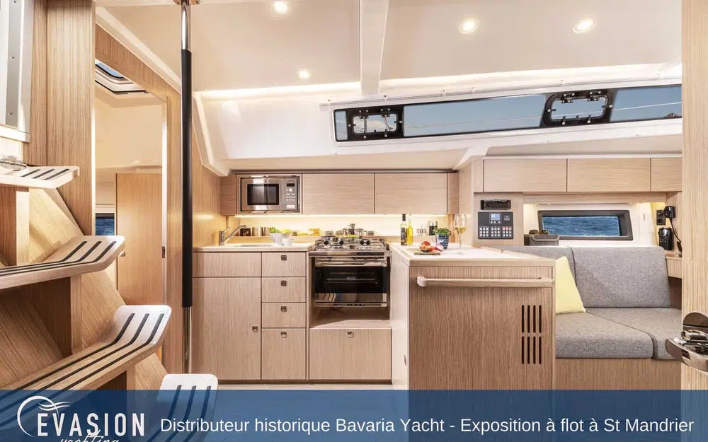slider 12 Bavaria C38