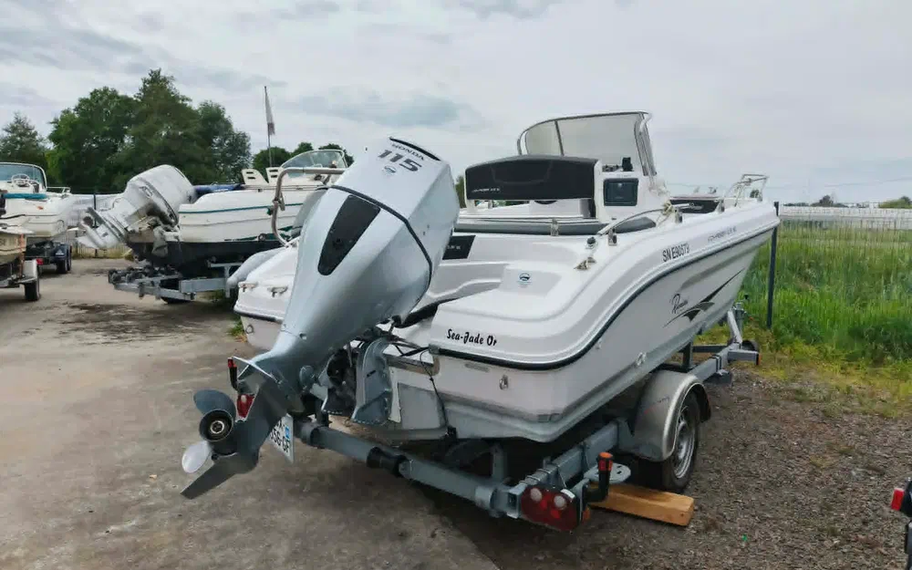 slider 8 Ranieri Voyager 19 S