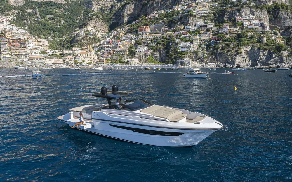 slider 0 Rio Yachts Daytona 50