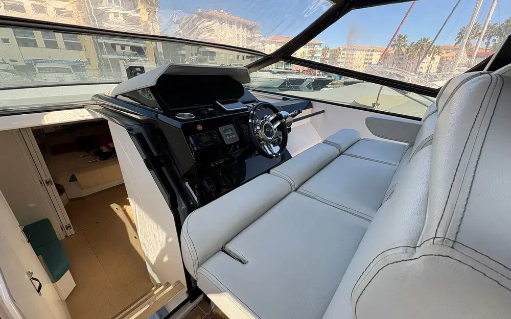 slider 10 Rio Yachts Daytona 50