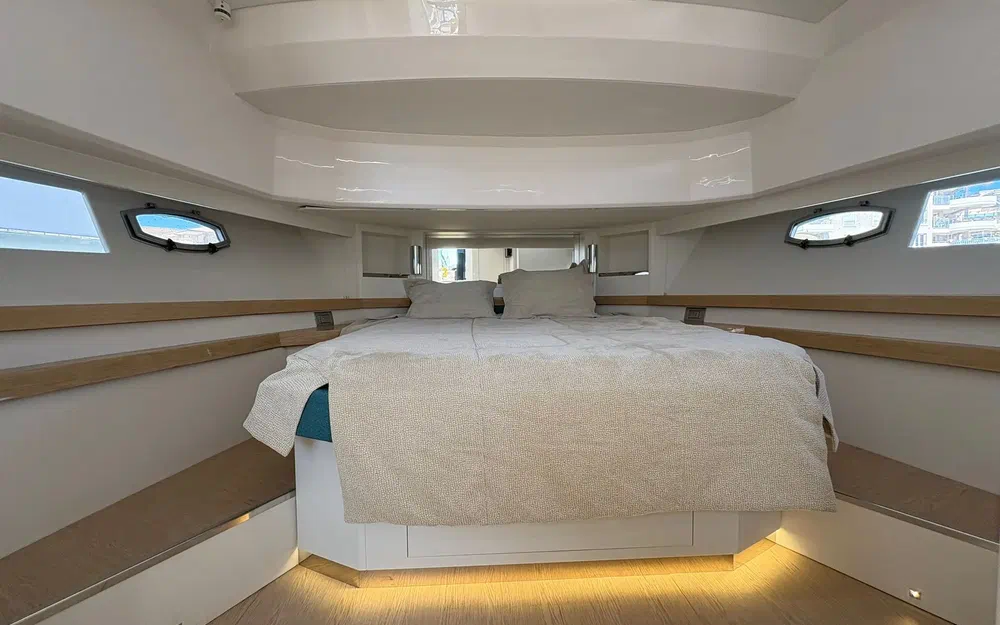 slider 16 Rio Yachts Daytona 50