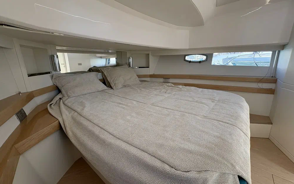 slider 18 Rio Yachts Daytona 50