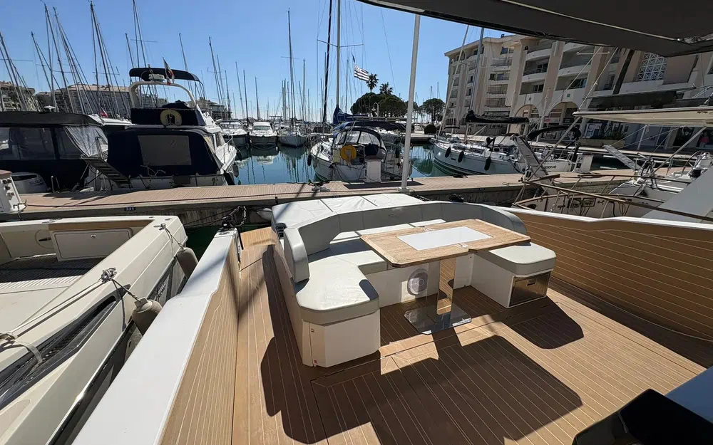 slider 7 Rio Yachts Daytona 50