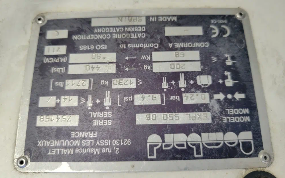slider 12 Bombard Explorer 550 DB Open