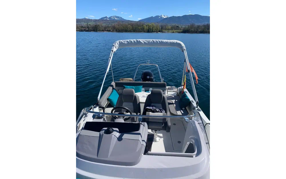 slider 5 Jeanneau Cap Camarat 6.5 WA Serie 3