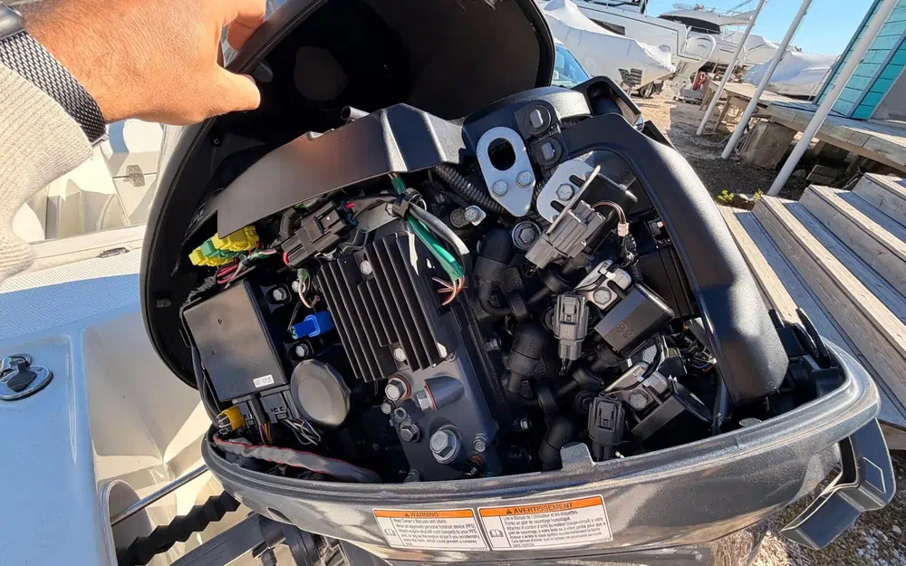 slider 12 Avon Seasport 400 DL