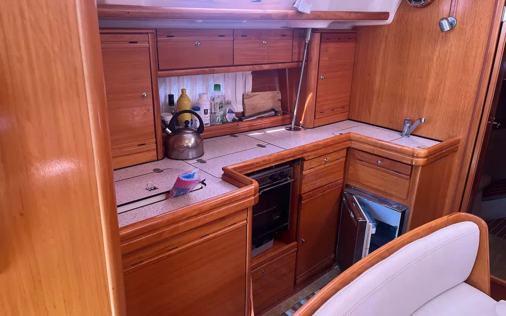 slider 13 Bavaria 42 cruiser