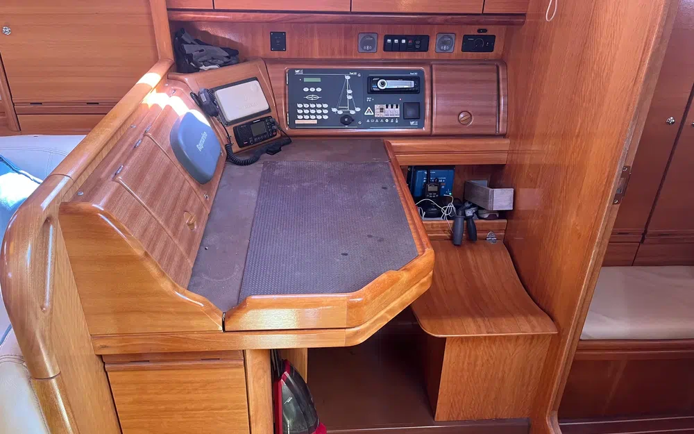 slider 15 Bavaria 42 cruiser