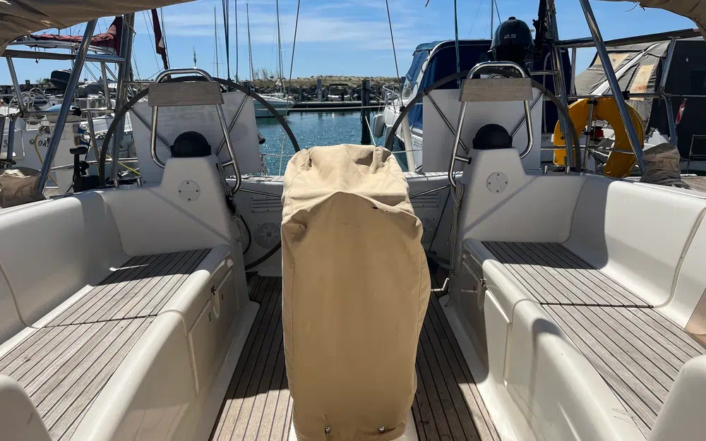 slider 17 Bavaria 42 cruiser