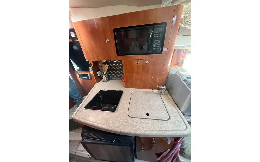 slider 9 Four Winns Vista 268