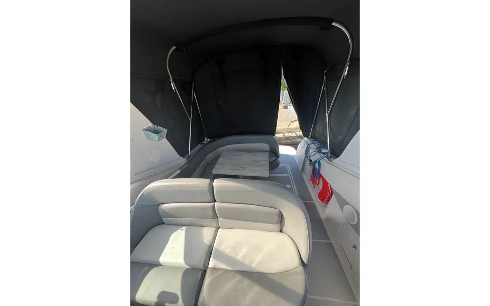 slider 4 Four Winns Vista 268