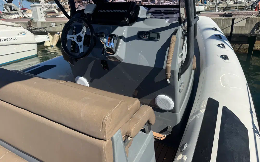 slider 14 Brig Eagle 8