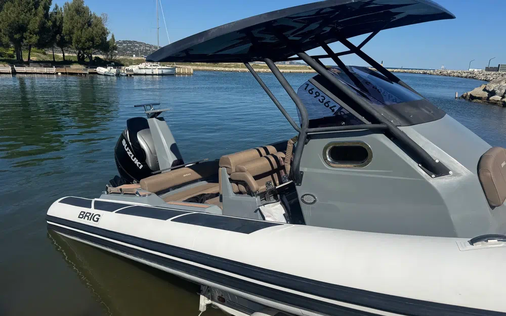 slider 2 Brig Eagle 8