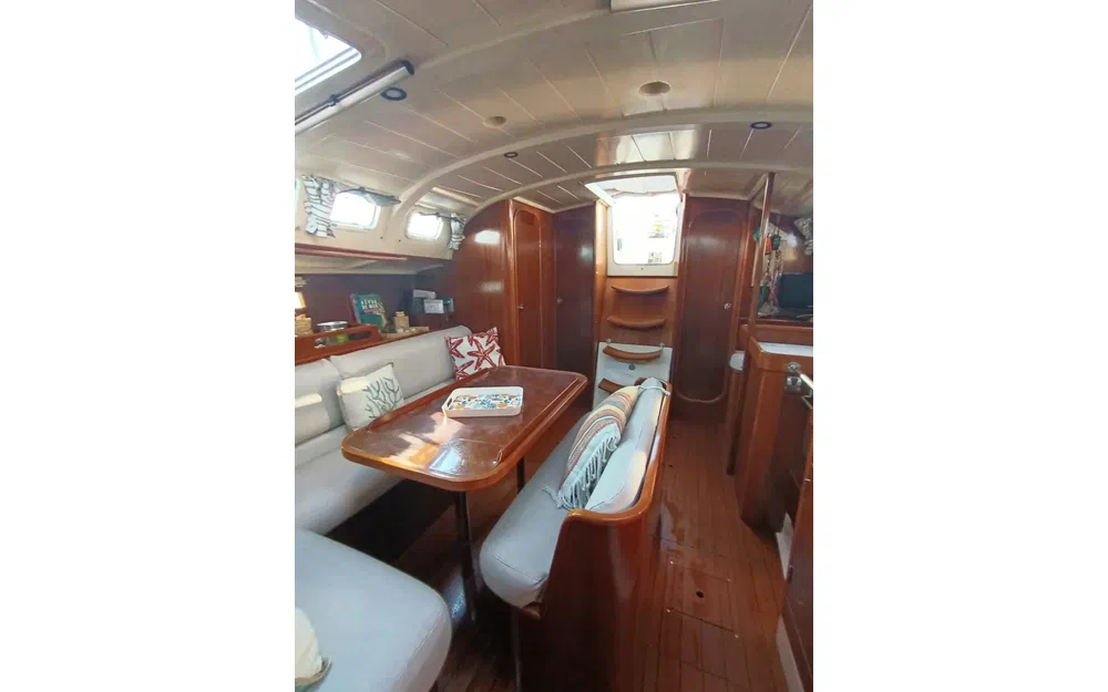 slider 2 Beneteau Oceanis 370