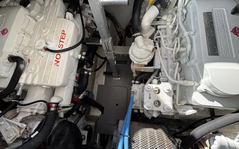 slider 25 Prestige Yachts 420 Fly