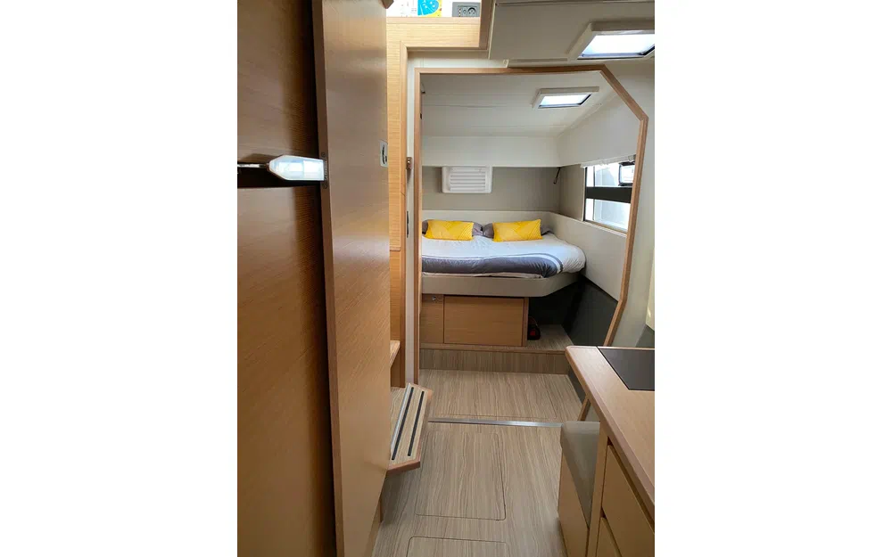 slider 6 Nautitech 40 Open