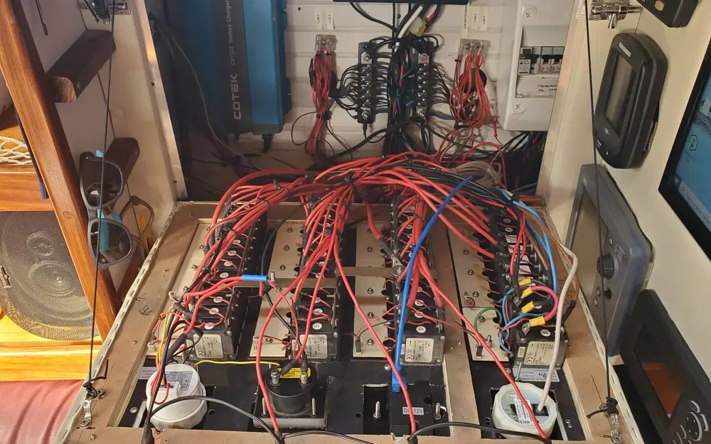 slider 34 Beneteau Oceanis 430