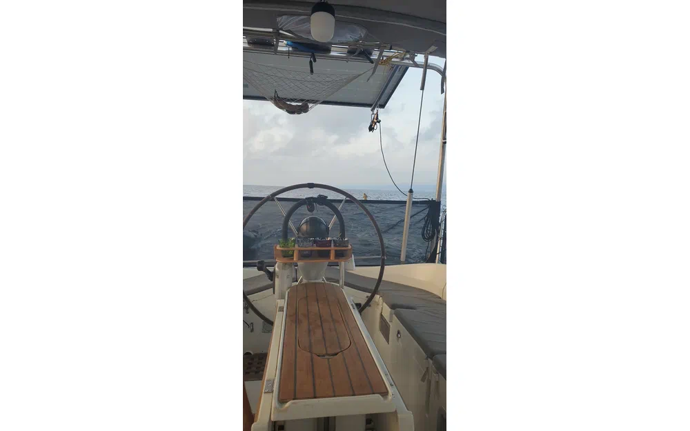 slider 8 Beneteau Oceanis 430