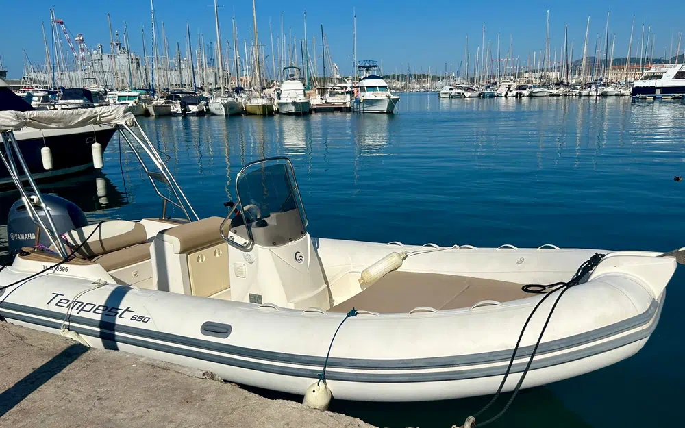 slider 2 Capelli Tempest 650