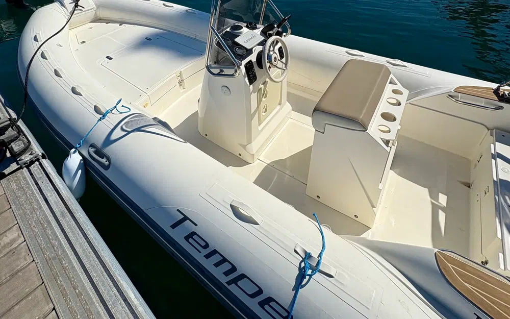 slider 4 Capelli Tempest 650