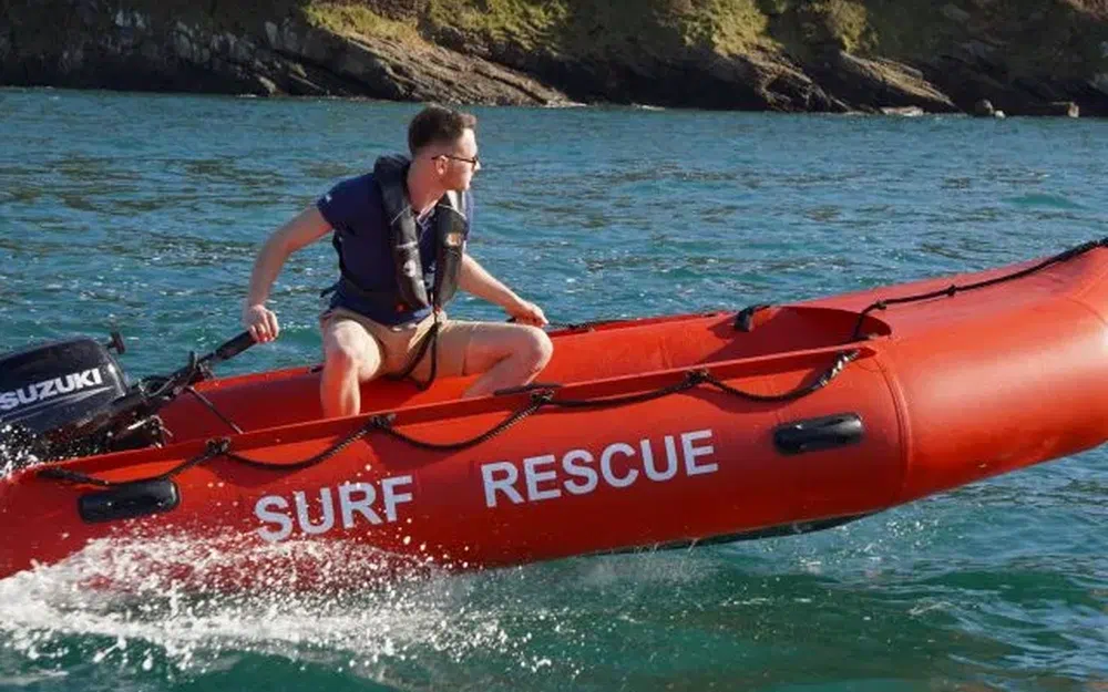 slider 8 3D Tender SURF RESCUE