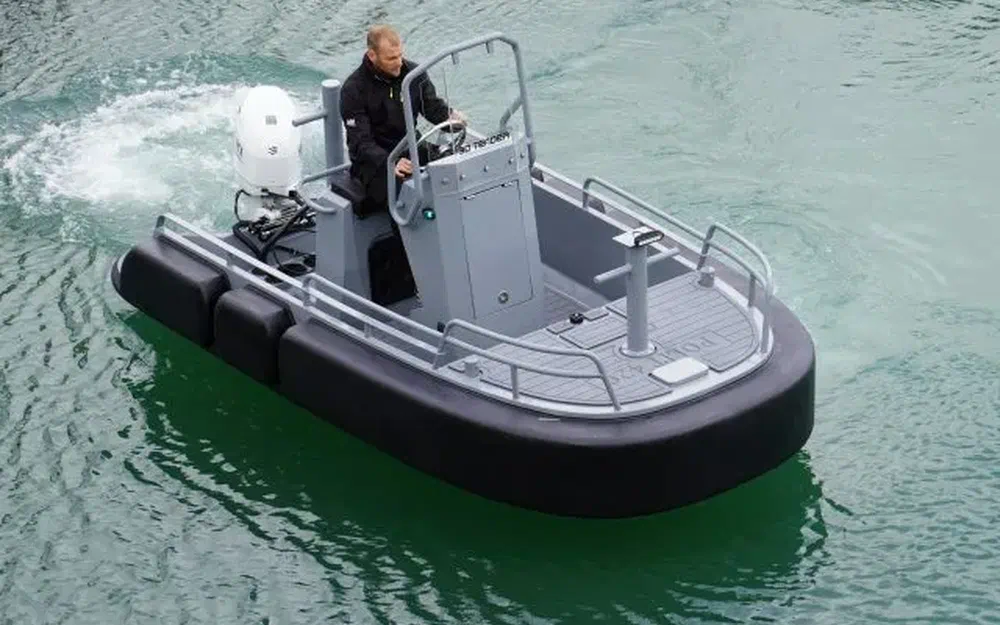 slider 3 3D Tender Pilot 420