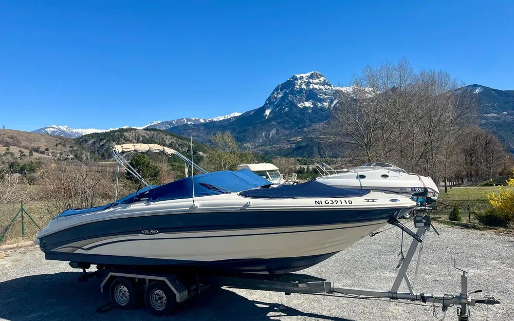 slider 0 Sea Ray 240 Bow rider Signature