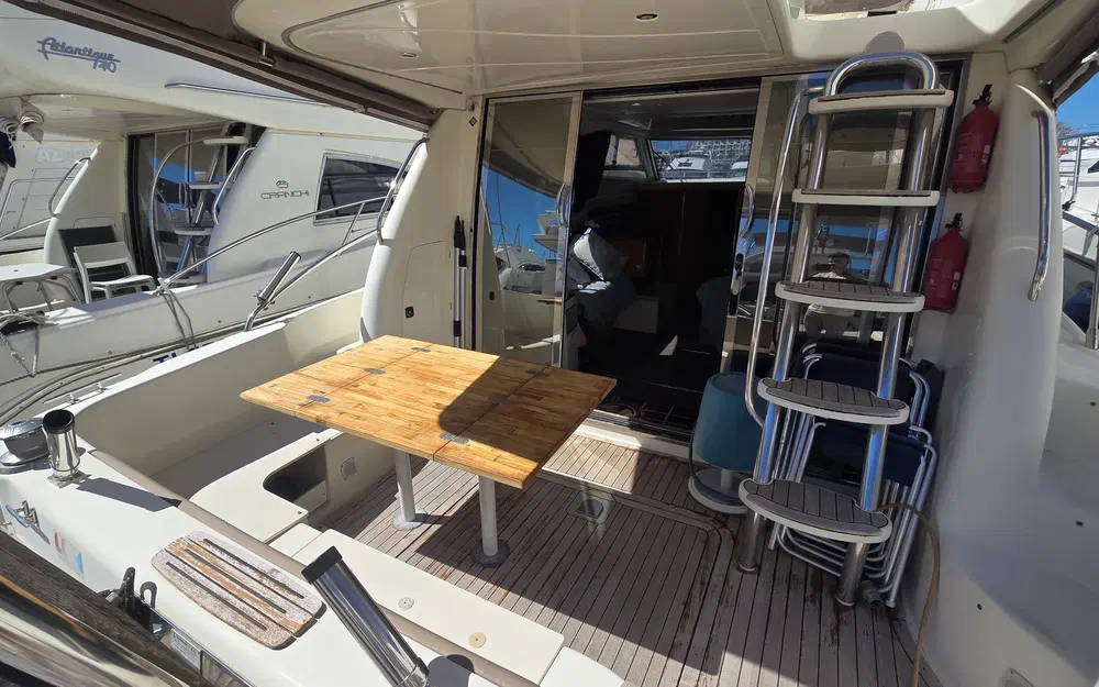 slider 3 Cranchi Atlantique 40 Fly