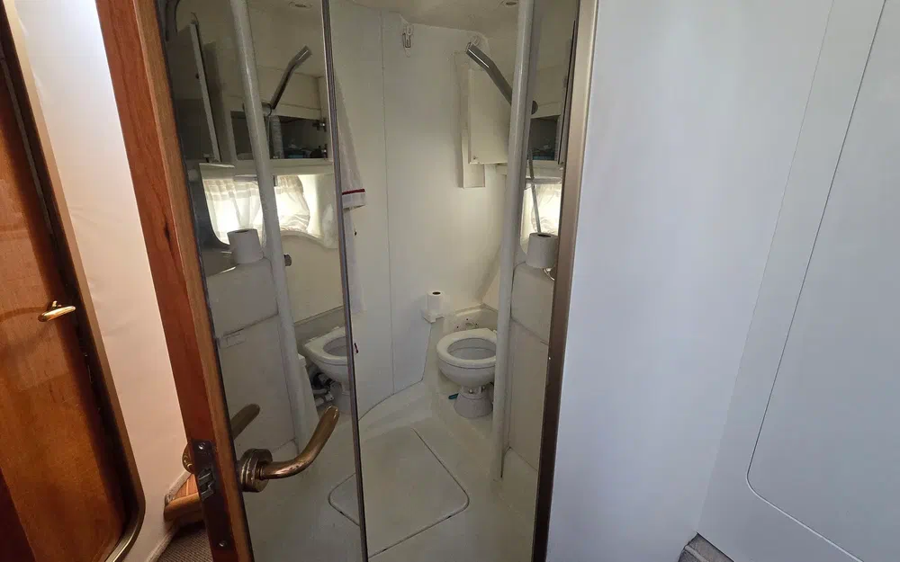 slider 21 Cranchi Atlantique 40 Fly