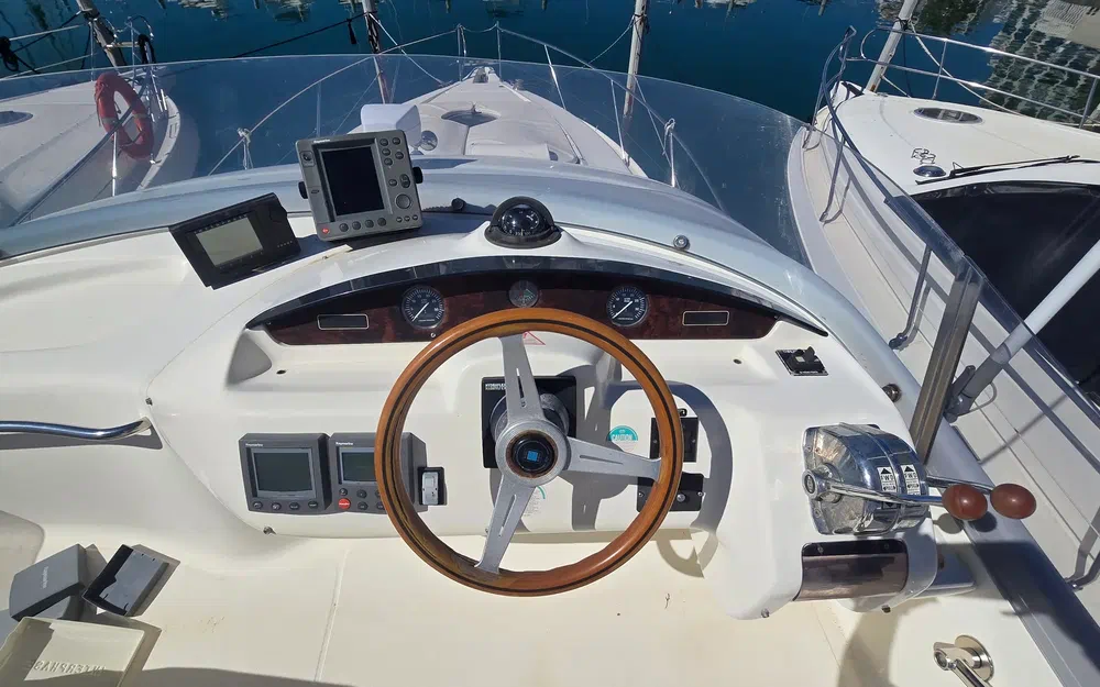 slider 29 Cranchi Atlantique 40 Fly